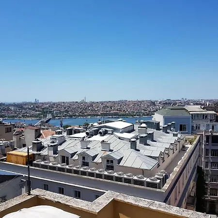 Historic Loft W/terrace And Old View *