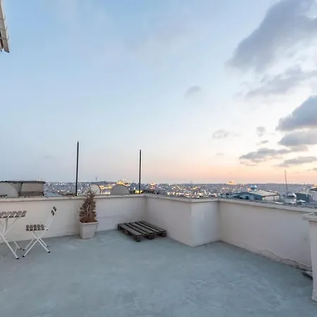Διαμέρισμα Historic Loft W/terrace And Old View *